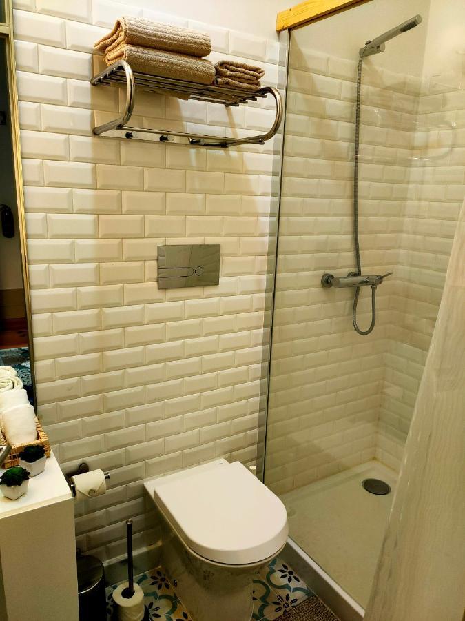 Porto Historic - Apartment With Private Patio Bagian luar foto