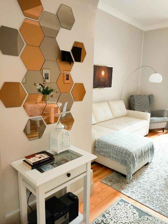 Porto Historic - Apartment With Private Patio Bagian luar foto
